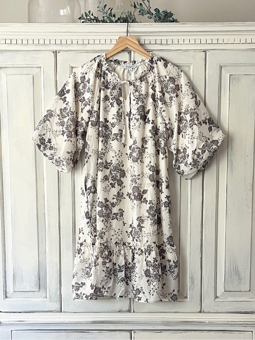 🟠NWT POLAGRAM Bubble Sleeve Mini Dress in Charcoal/Ivory Floral Print SMALL